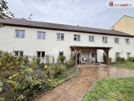 Pronájem bytu 2+kk, 52 m2, OV, Kralupy nad Vltavou (okres Mělník), ul. Palackého nám.