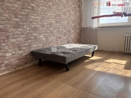 Pronájem bytu 1+kk, 20 m2, OV, Praha 5, Zbraslav, ul. K výtopně