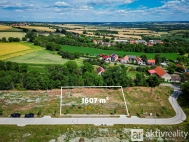 Prodej pozemku , určený k výstavbě RD, Vysoká, Strážnice (okres Mělník)