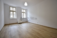 Pronájem bytu 1+kk, 34 m2, OV, Praha 3, Žižkov, ul. Husitská