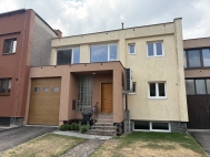 Prodej řadového RD, 280 m2, Benešov