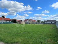 Prodej pozemku , určený k výstavbě RD, Narysov (okres Příbram)