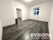 Pronjem bytu 2+1, 0 m2, OV, Jablonec nad Jizerou (okres Semily)