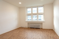 Pronjem bytu 3+kk, 80 m2, OV, Praha 8, Karln, ul. Poben