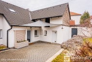Prodej rohovho RD, 192 m2, Kosteln Hlavno (okres Praha-vchod)