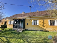 Prodej samostatnho RD, 86 m2, ermn (okres Domalice)