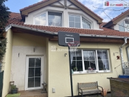 Prodej adovho RD, 105 m2, Hostivice (okres Praha-zpad)