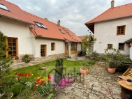 Prodej samostatnho RD, 226 m2, Vran (okres Kladno)