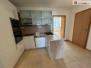 Pronjem bytu 3+kk, 62 m2, OV, Koln, Koln I, ul. Zmeck