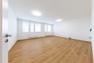 Prodej bytu 3+kk, 66 m2, OV, Kladno, ul. s. armdy