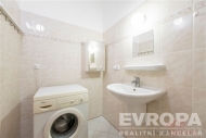 Prodej bytu 2+kk, 53 m2, OV, Praha 10, Stranice, ul. Gutova
