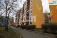 Pronjem bytu 2+kk, 40 m2, OV, esk Lpa, ul. Na Jlech