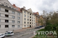 Pronjem bytu 2+1, 56 m2, OV, Praha 6, Steovice, ul. Na Malovance
