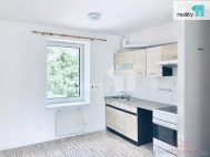 Pronjem bytu 2+1, 75 m2, DV, Praha 9, Hrdloezy, ul. eskobrodsk