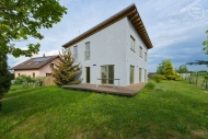 Pronjem samostatnho RD, 160 m2, valy (okres Praha-vchod)