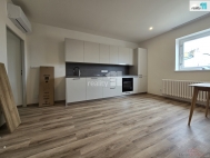 Pronjem bytu 2+kk, 55 m2, OV, Praha 7, Bubene, ul. Korunovan