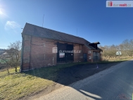 Prodej samostatnho RD, 975 m2, Pntluky (okres Louny)