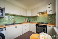 Prodej bytu 2+1, 52 m2, OV, Praha 10, Zbhlice, ul. Hyacintov