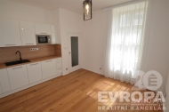 Pronjem bytu 1+kk, 30 m2, OV, Praha 8, Karln, ul. Peckova