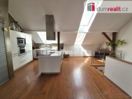 Prodej bytu 4+kk, 159 m2, OV, Karlovy Vary, ul. Jugoslvsk