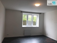 Pronjem bytu 2+kk, 42 m2, OV, Praha 6, Dejvice, ul. Vostrovsk