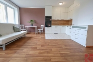 Pronjem bytu 1+kk, 39 m2, OV, Praha 10, Horn Mcholupy, ul. Bolosk