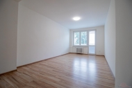 Pronjem bytu 2+1, 0 m2, DV, Mlnk, ul. Studentsk