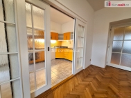 Pronjem bytu 3+1, 105 m2, OV, Praha 3, Vinohrady, ul. Kolnsk