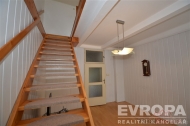 Prodej bytu 4+1, 104 m2, OV, Praha 9, Hloubtn, ul. Klnovick
