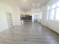 Pronjem bytu 3+kk, 0 m2, OV, Louny, ul. Husova