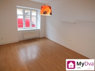 Pronjem bytu 2+1, 80 m2, OV, Znojmo, ul. Smetanova