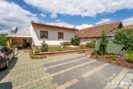 Prodej samostatnho RD, 244 m2, Bluina (okres Brno-venkov)