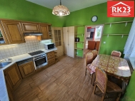 Prodej bytu 2+1, 78 m2, OV, Marinsk Lzn (okres Cheb), ul. Ndran nmst