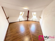 Pronjem bytu 3+1, 92 m2, OV, Znojmo, ul. Marinsk nmst