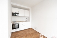 Pronjem bytu 1+kk, 30 m2, OV, Ovry (okres Koln), ul. Na Bulnce