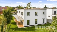 Pronjem samostatnho RD, 320 m2, Lbeznice (okres Praha-vchod)