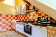 Pronjem bytu 2+kk, 97 m2, OV, Praha 5, Zbraslav, ul. rova