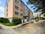 Prodej bytu 3+1, 75 m2, OV, Psry, Doln Jirany (okres Praha-zpad), ul. Sdl. tdk - exkluzivn