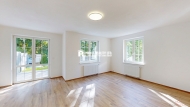 Prodej samostatnho RD, 406 m2, Praha 5, Lipence