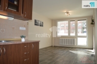 Pronjem bytu 2+kk, 40 m2, OV, Koln, Koln II, ul. Rimavsk Soboty
