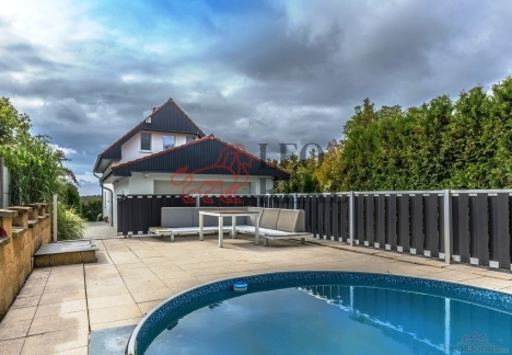 WE6A0007-HDR.jpg