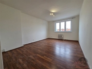 Pronjem bytu 2+1, 55 m2, OV, Praha 3, ikov, ul. Biskupcova