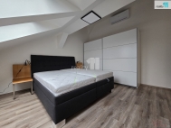 Pronjem bytu 2+kk, 40 m2, OV, Praha 7, Bubene, ul. Korunovan