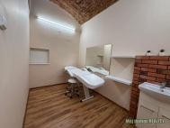 Pronjem komernho objektu : Obchodn centrum, Praha 3, ikov