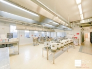 Pronjem komernho objektu : Vroba, Neratovice (okres Mlnk)