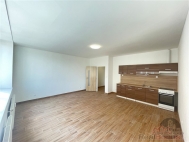 Pronájem bytu 1+kk, 36 m2, OV, Praha 9, Vysočany, ul. Na Harfě