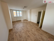 Pron�jem bytu 4+1, 86 m2, OV, Kol�n, Kol�n V, ul. Ml�nsk�