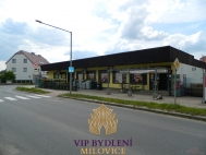 Pron�jem obchodn�ch prostor, Milovice (okres Nymburk)