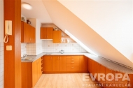 Prodej �adov�ho RD, 180 m2, Praha 5, Sm�chov