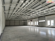 Pron�jem skladovac�ch prostor, Velk� Osek (okres Kol�n)